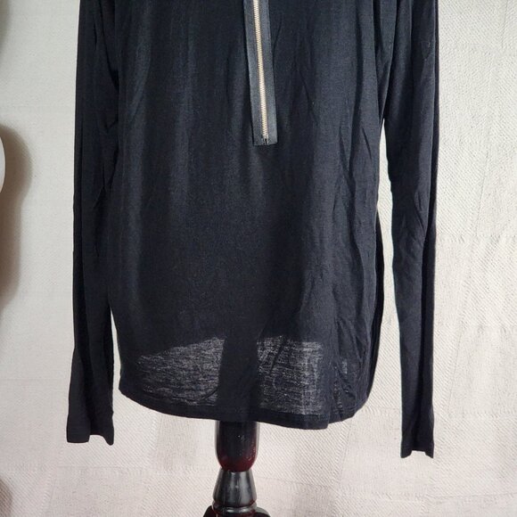 Love In Brand Black LS Rayon Span Reversible Drop Shoulder 1/2 Zip Top Size L - Picture 11 of 16